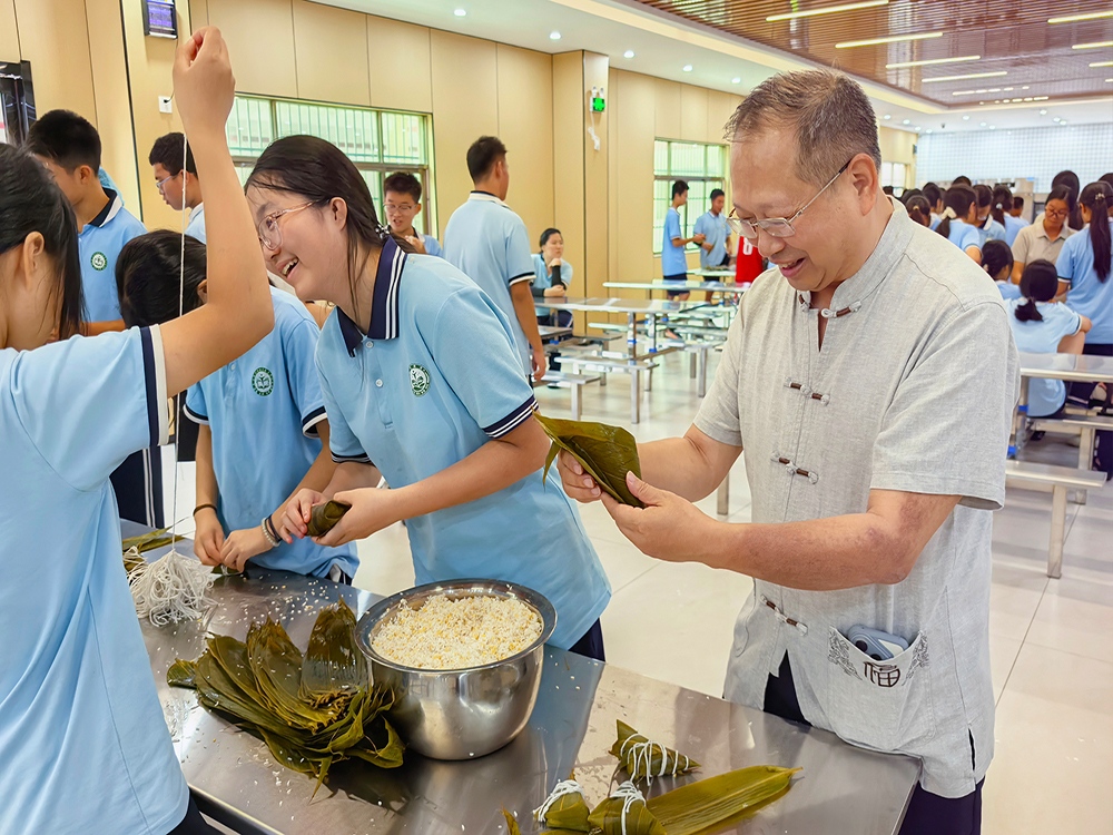 清远周边专管不听话的孩子学校联系电话